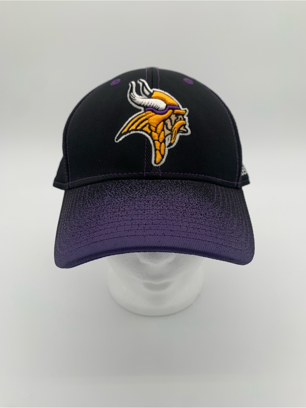Minnesota Vikings Black & Purple Embroidered Logo Cap